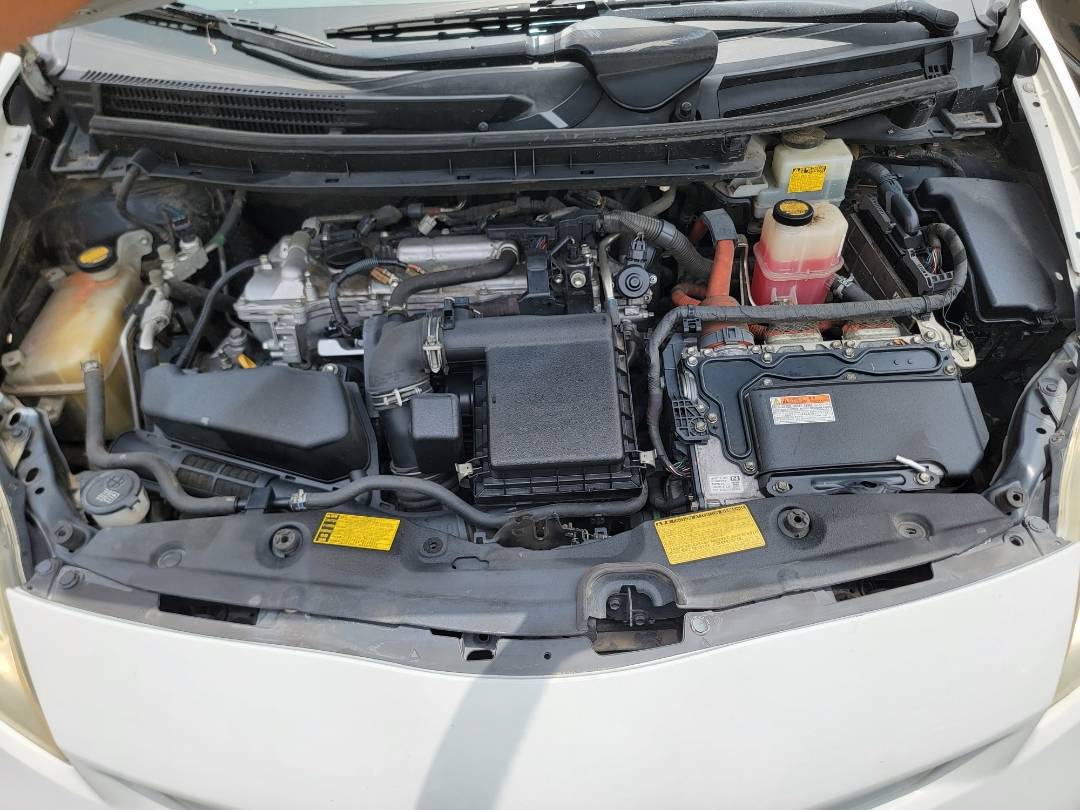 2014 TOYOTA PRIUS — 201043 Miles — Lot 1766820 — Main - Marhaba Auctions Used Cars - Image 11