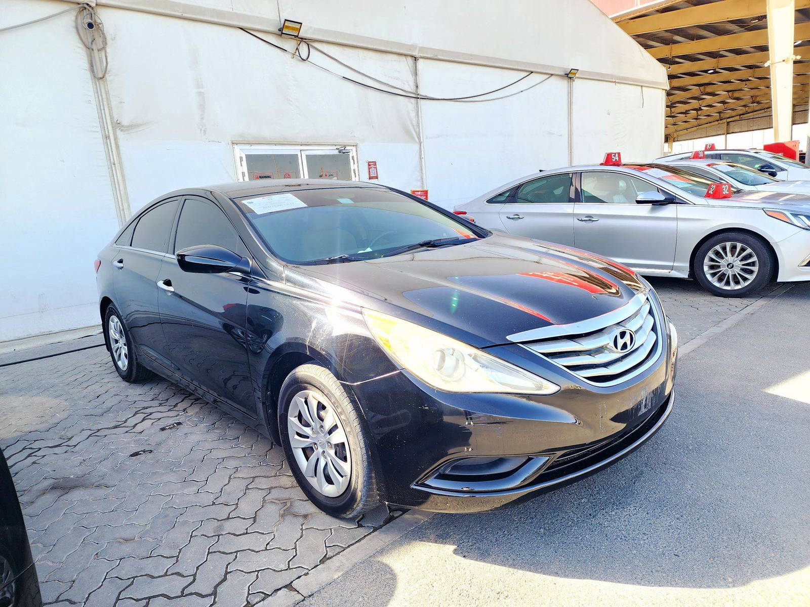 2012 HYUNDAI SONATA — 174474 Miles — Lot 3CH407432 — Souq - Marhaba Auctions Used Cars - Image 4