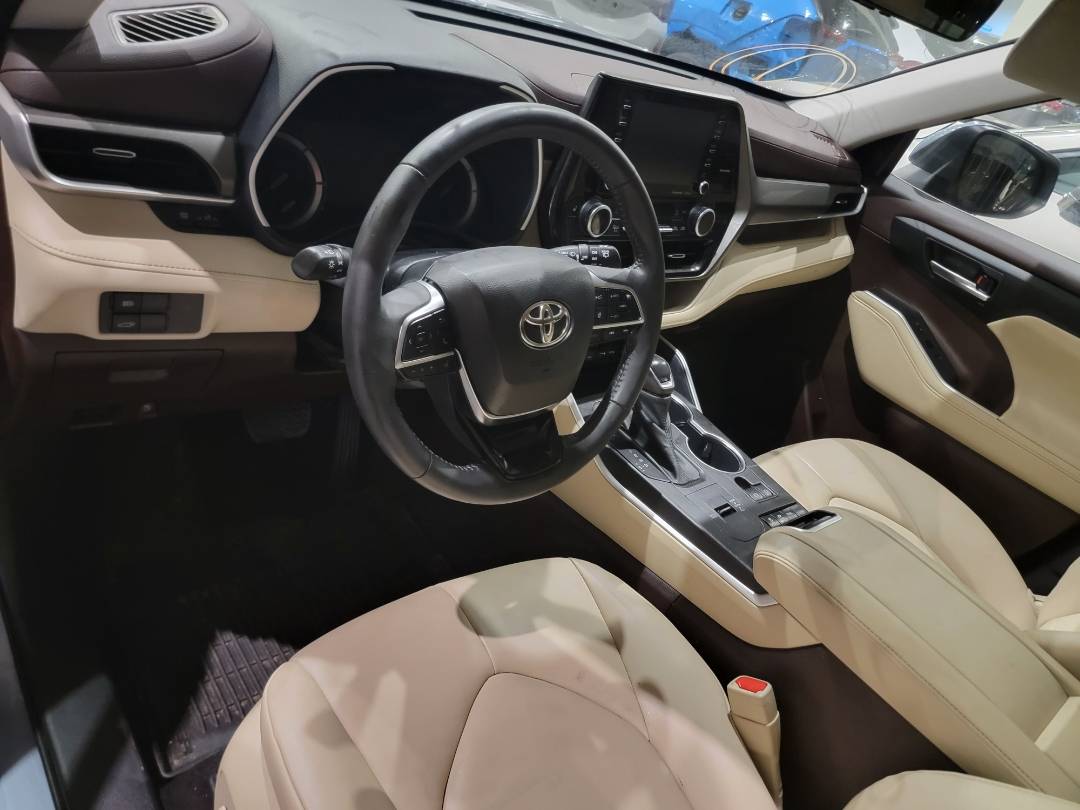 2021 TOYOTA HIGHLANDER — 19780 Miles — Lot 73593043 - Marhaba Auctions Used Cars - Image 4