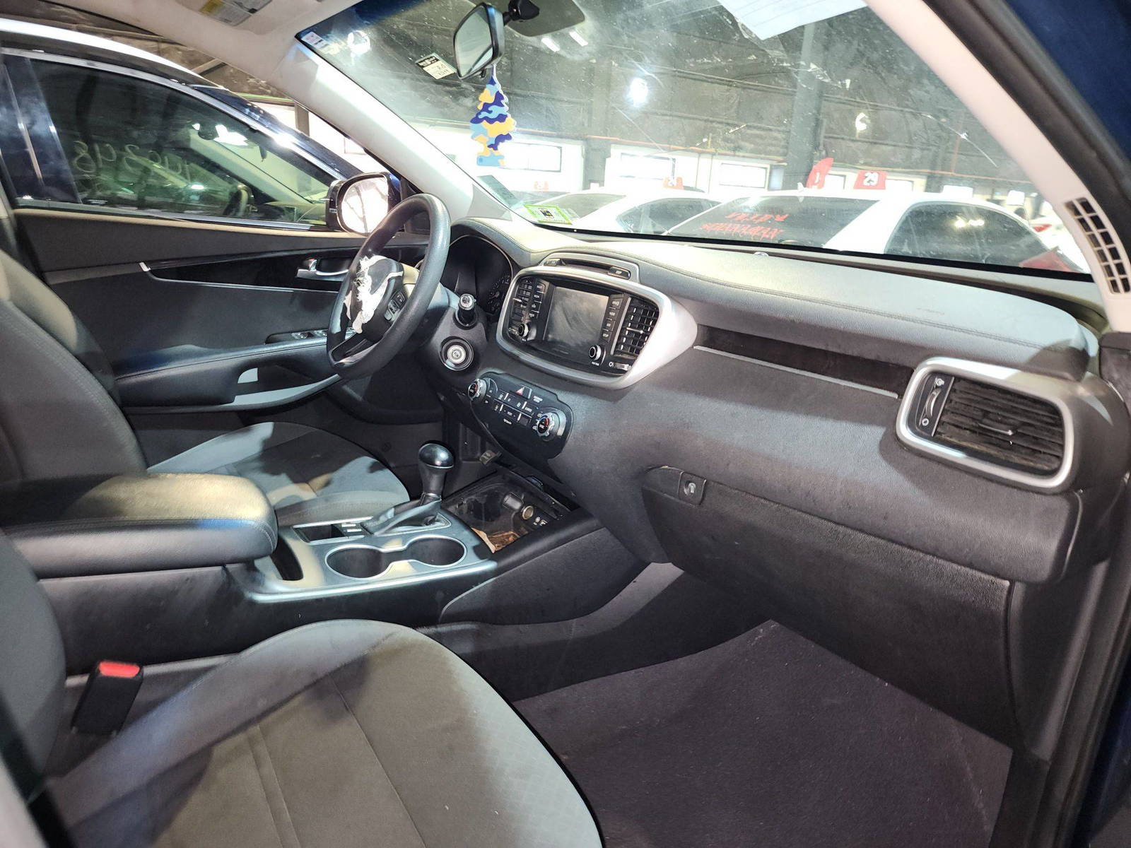 2018 KIA SORENTO — 95099 Miles — Lot 39226908 — Main - Marhaba Auctions Used Cars - Image 8