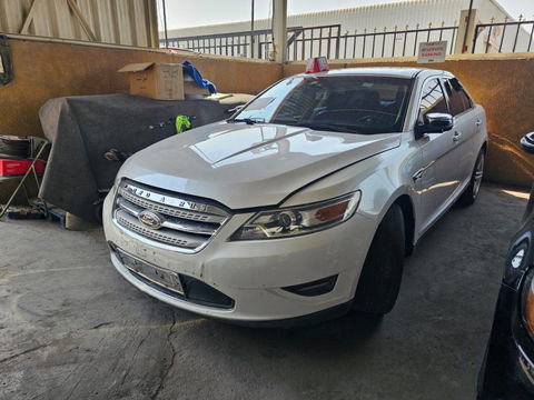 2011 FORD TAURUS at Marhaba Auctions