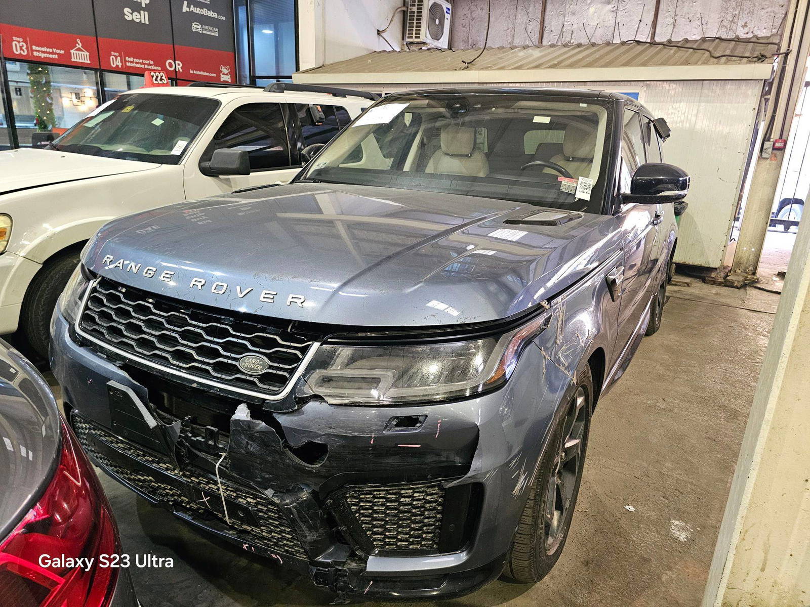 2018 LAND ROVER RANGE ROVER SPORT HSE — 112741 Miles — Lot 3JA189547 — Main - Marhaba Auctions Used Cars - Image 4