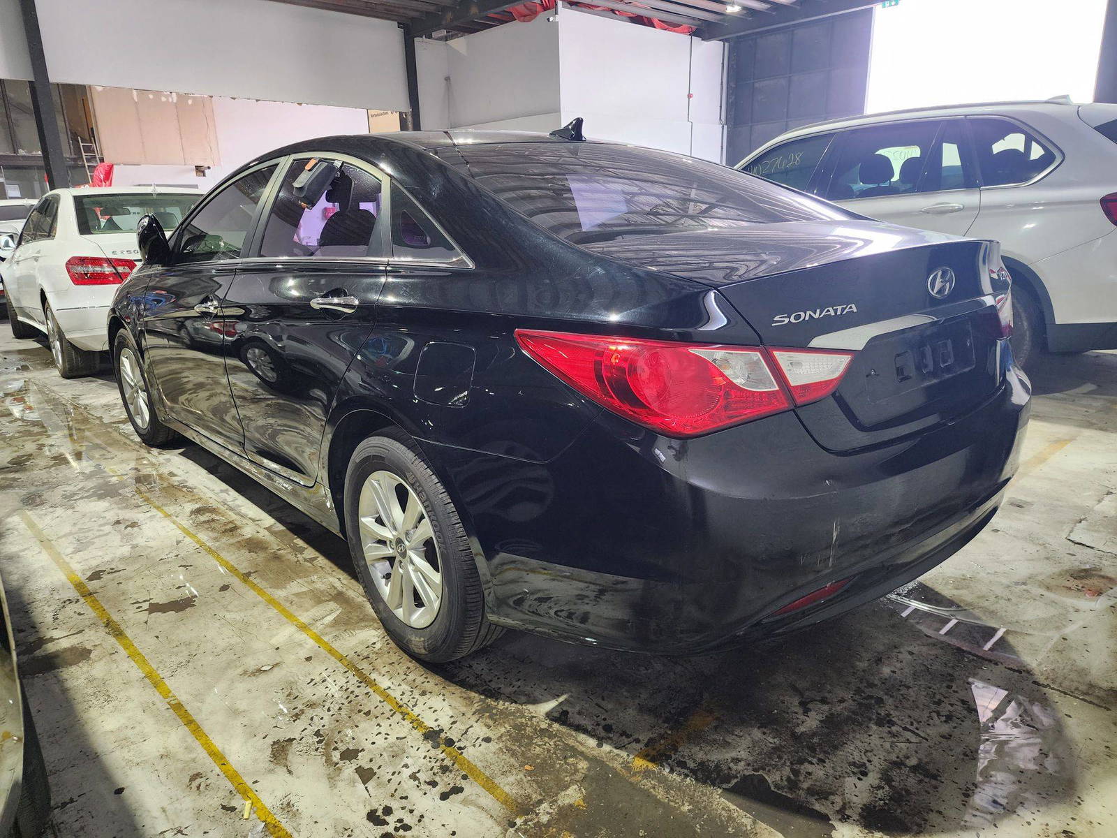 2010 HYUNDAI SONATA — 101065 KM — Lot 000326 — Main - Marhaba Auctions Used Cars - Image 6