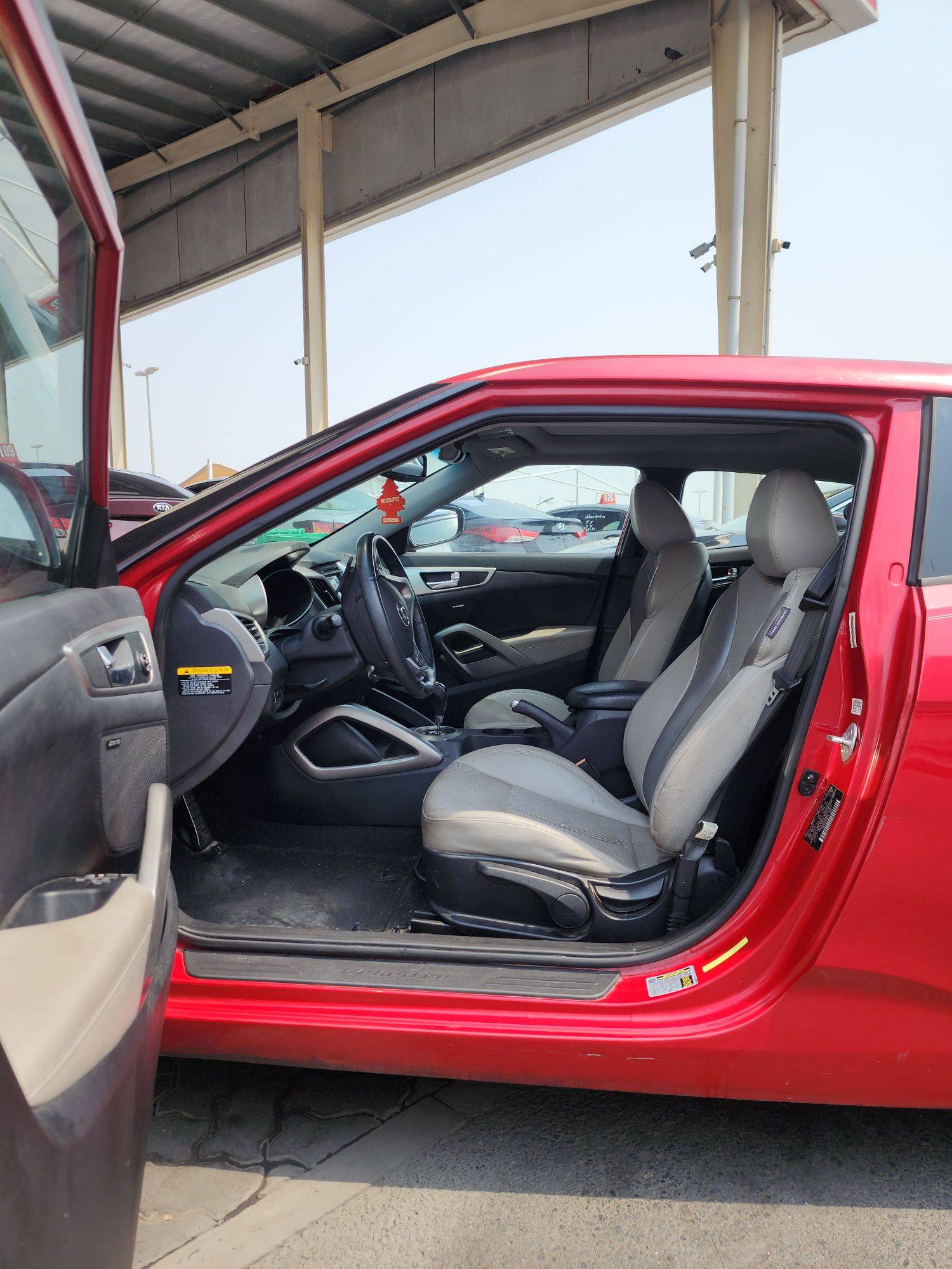 2013 HYUNDAI VELOSTER — 153770 Miles — Lot 71212 — Souq - Marhaba Auctions Used Cars - Image 12