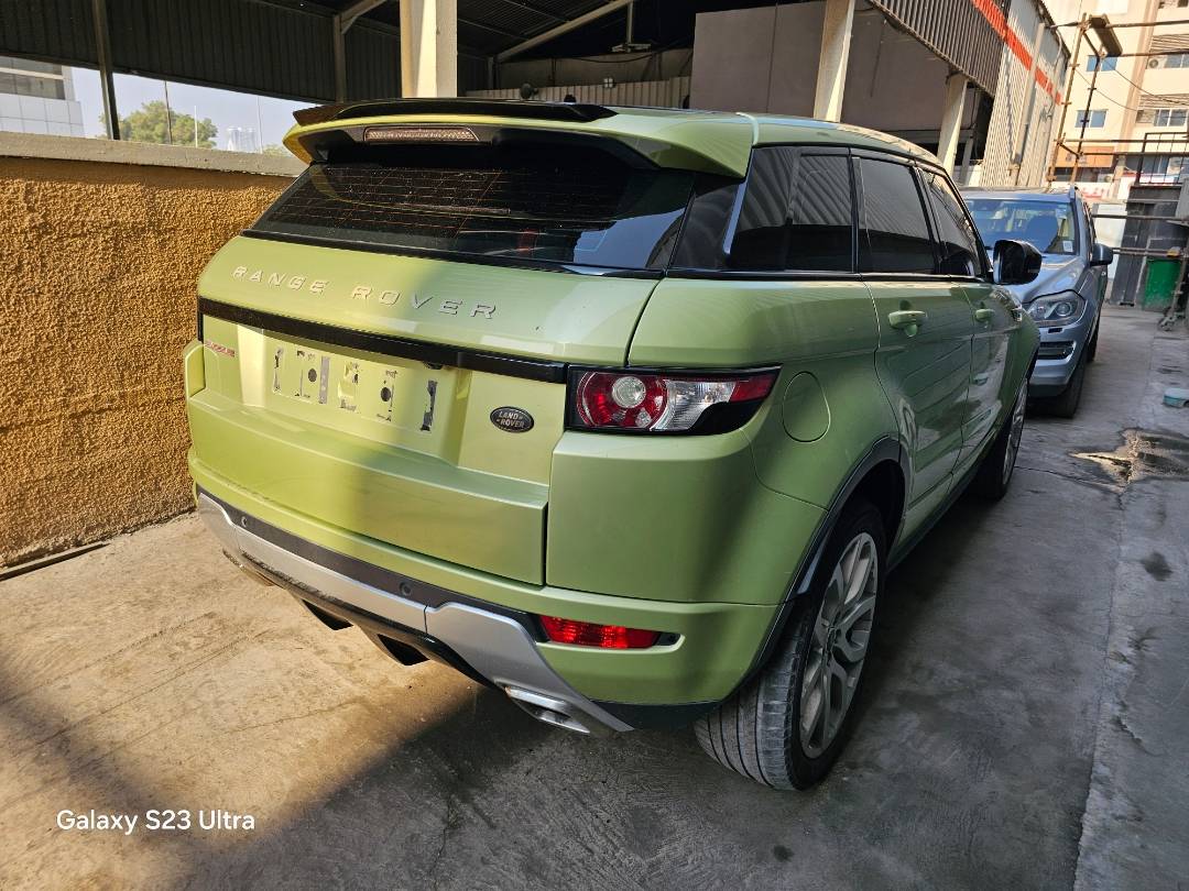 2017 LAND ROVER RANGE ROVER EVOQUE — 159270 KM — Lot H199925 — Main - Marhaba Auctions Used Cars - Image 4