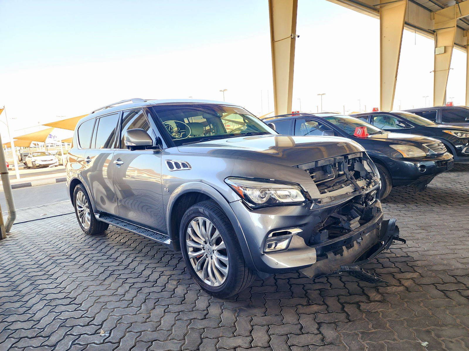 2016 INFINITI QX80 — 101585 Miles — Lot 76939584 — Souq - Marhaba Auctions Used Cars - Image 4
