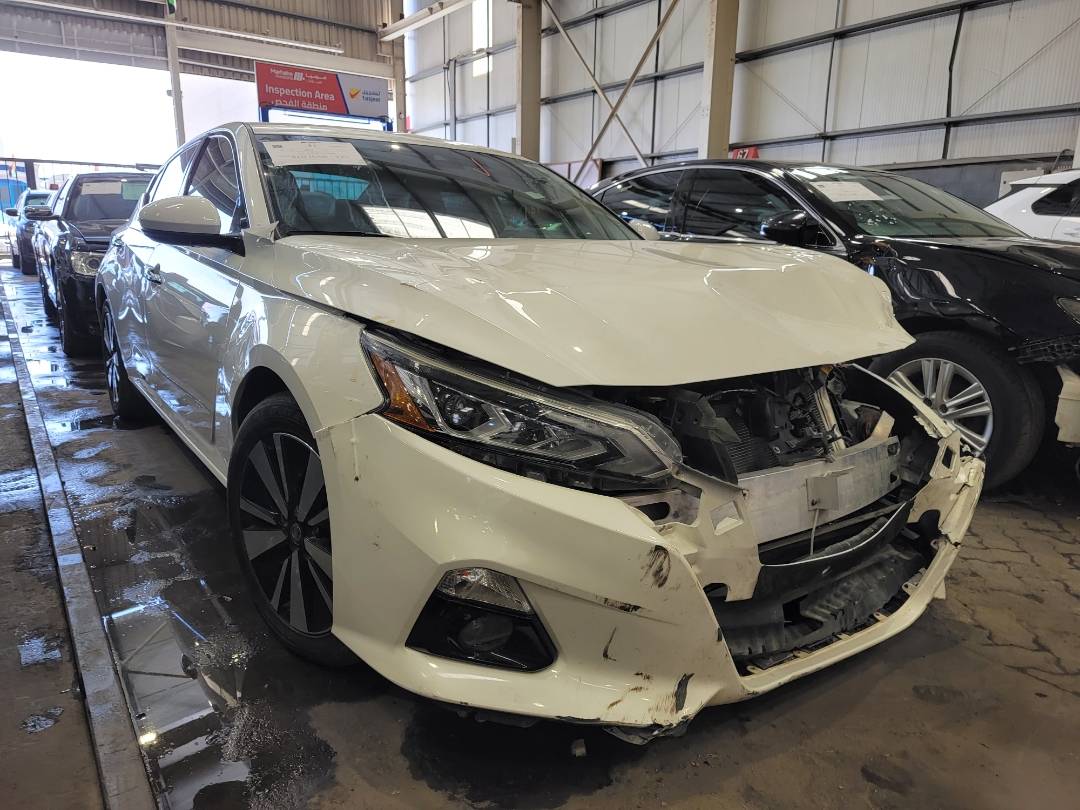 2020 NISSAN ALTIMA — 44029 Miles — Lot V9LC228728 — Main - Marhaba Auctions Used Cars - Image 4