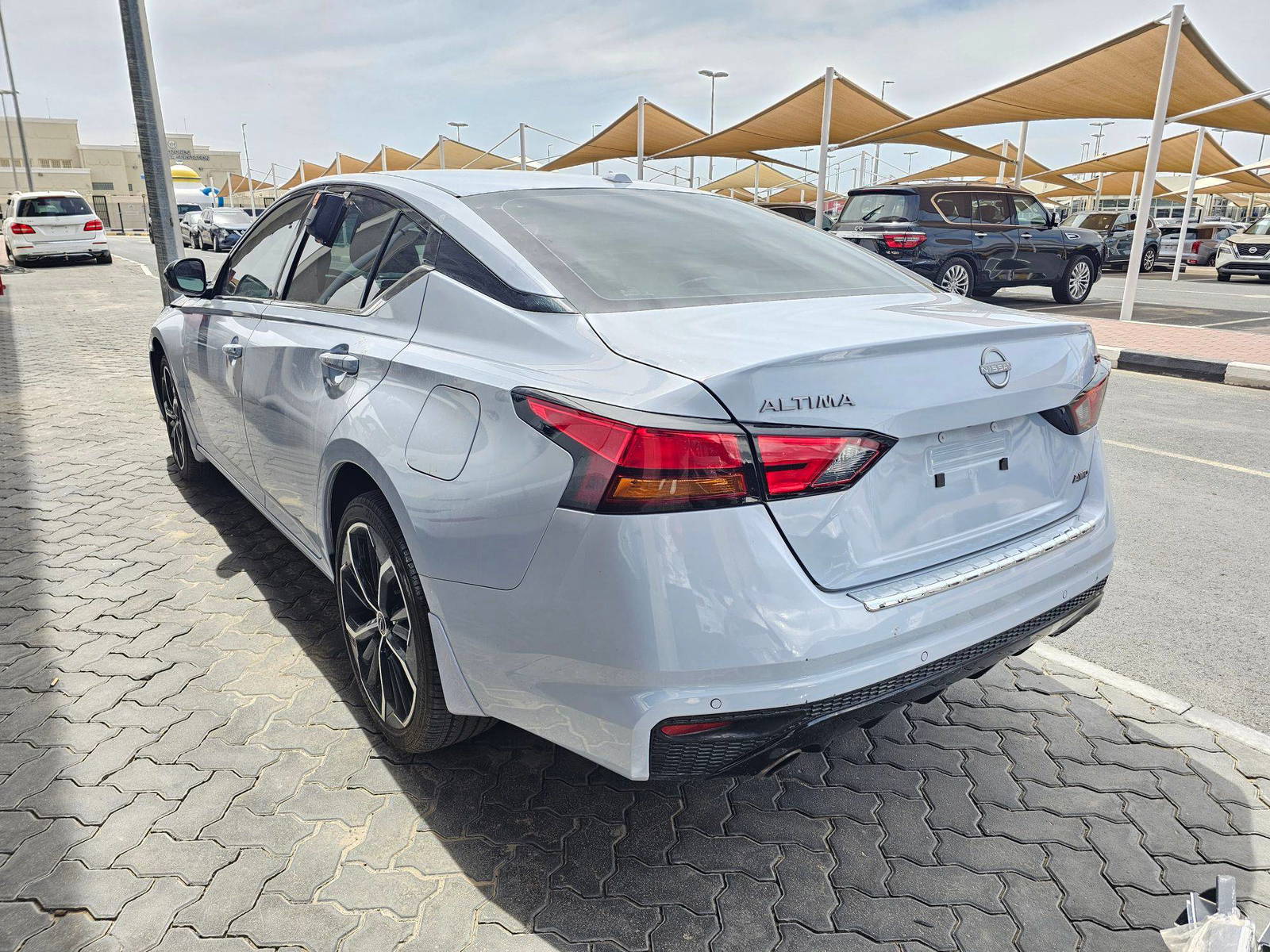 2023 NISSAN ALTIMA — 30281 Miles — Lot 70954365 — Main - Marhaba Auctions Used Cars - Image 3