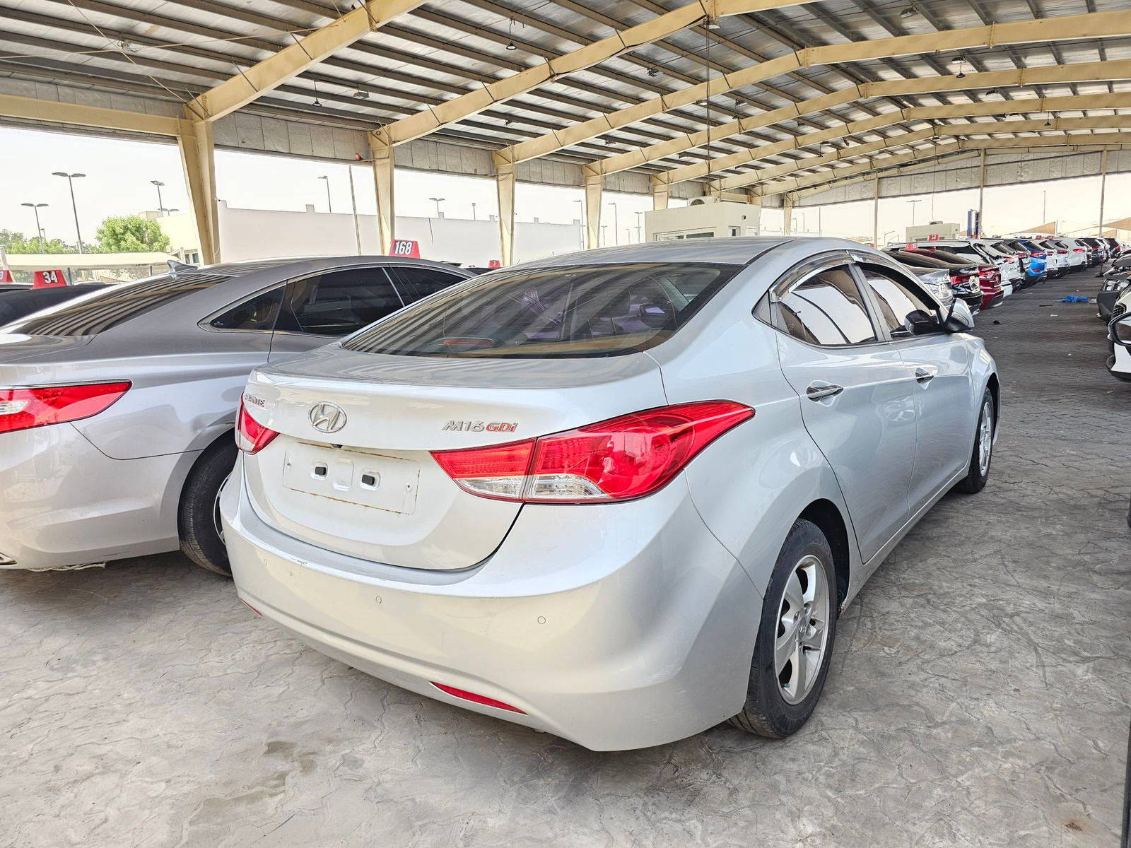 2012 HYUNDAI AVANTE — 170245 KM — Lot 200631 — Souq - Marhaba Auctions Used Cars - Image 4