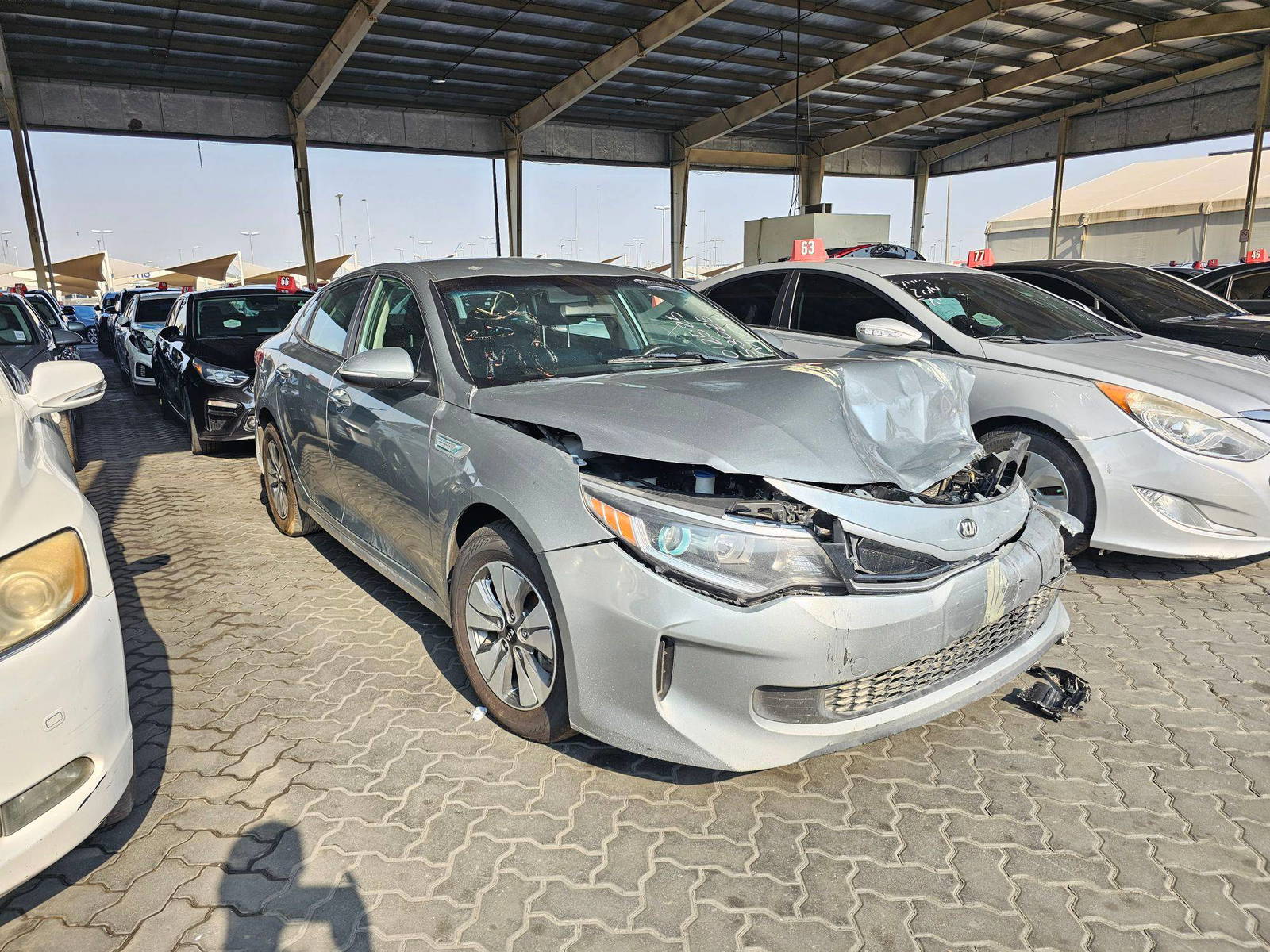 2017 KIA OPTIMA — 193714 Miles — Lot E6H5012525 — Souq - Marhaba Auctions Used Cars - Image 4