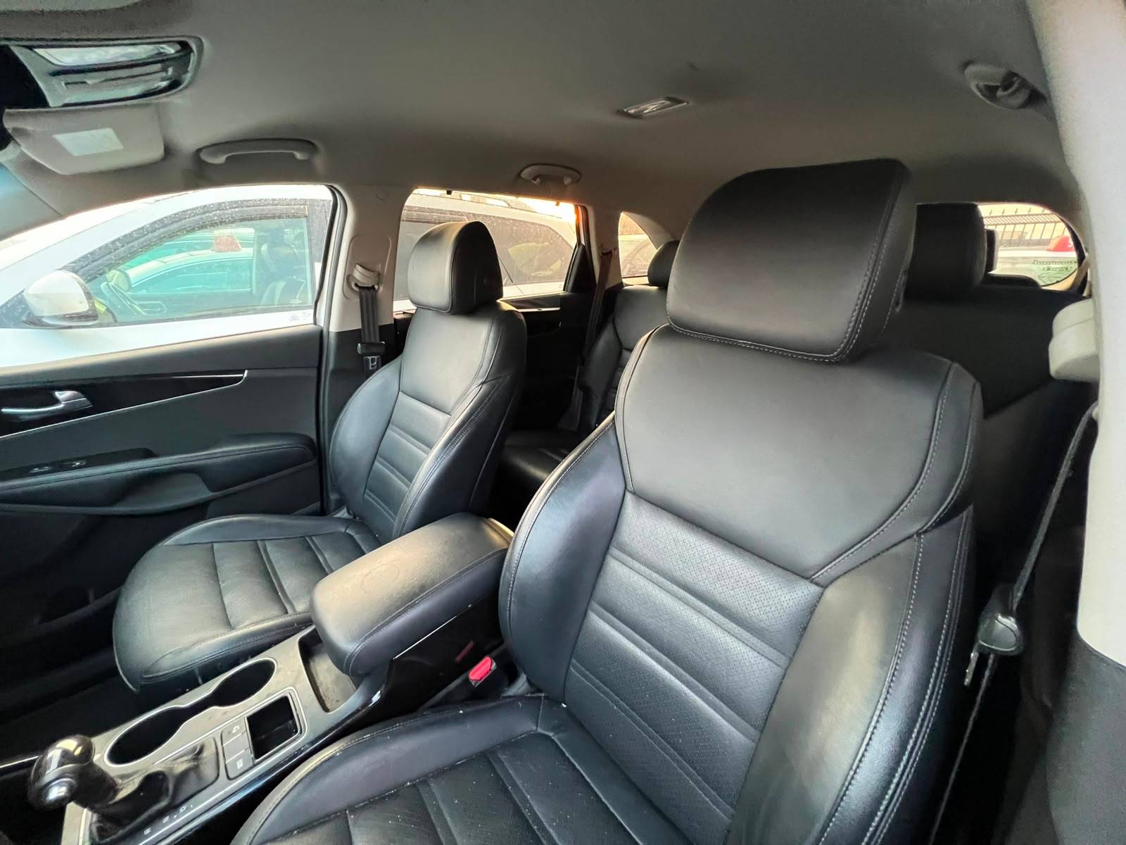 KIA SORENTO 2017 - Marhaba Auction Used Cars - Image 4