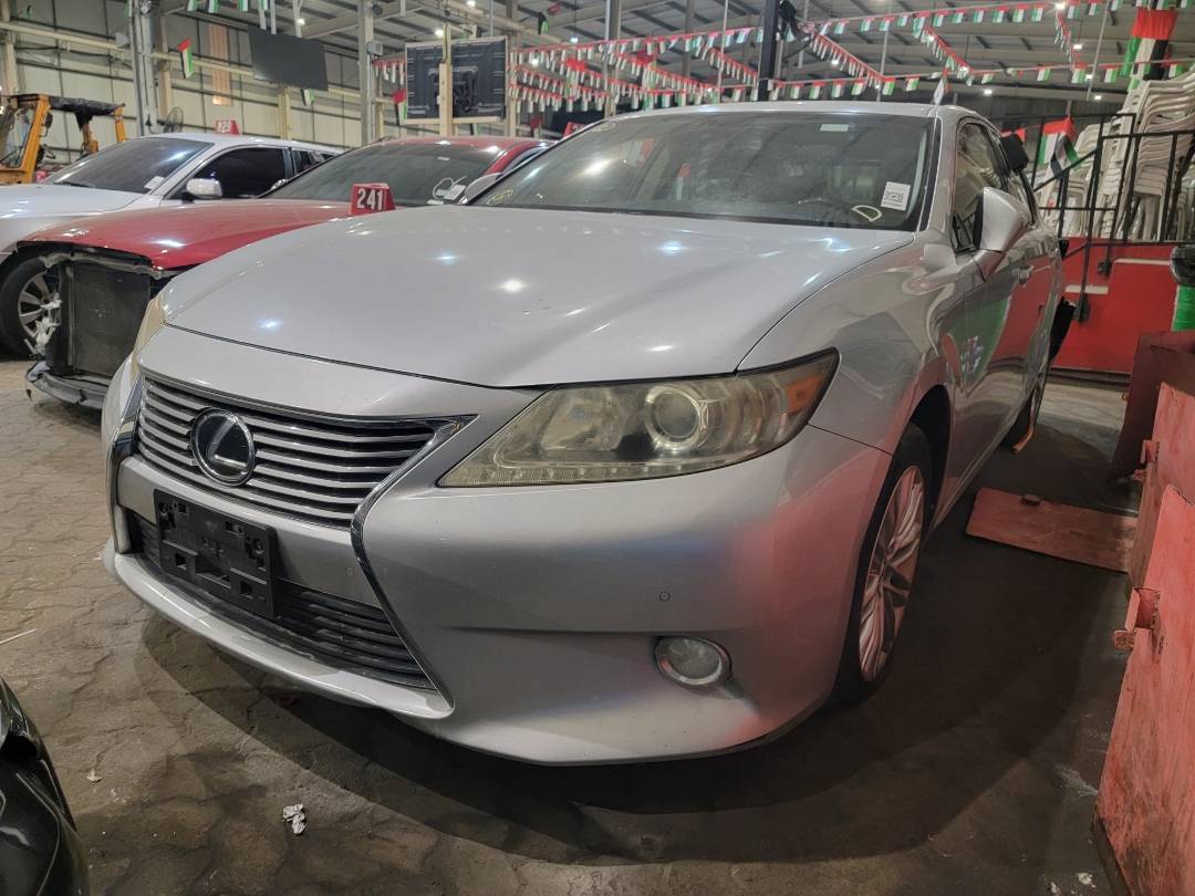 2013 LEXUS ES 350 — 146378 Miles — Lot 73149524 — Main - Marhaba Auctions Used Cars - Image 3