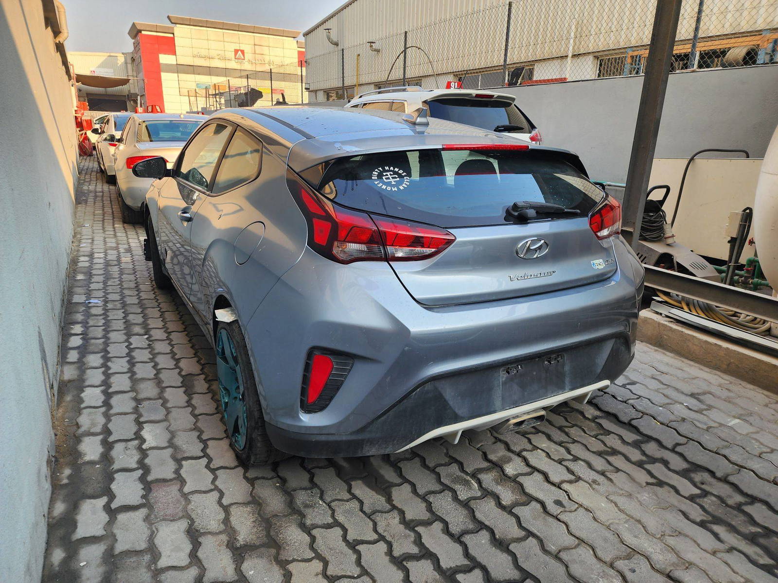 HYUNDAI VELOSTER 2019 - Marhaba Auction Used Cars - Image 3
