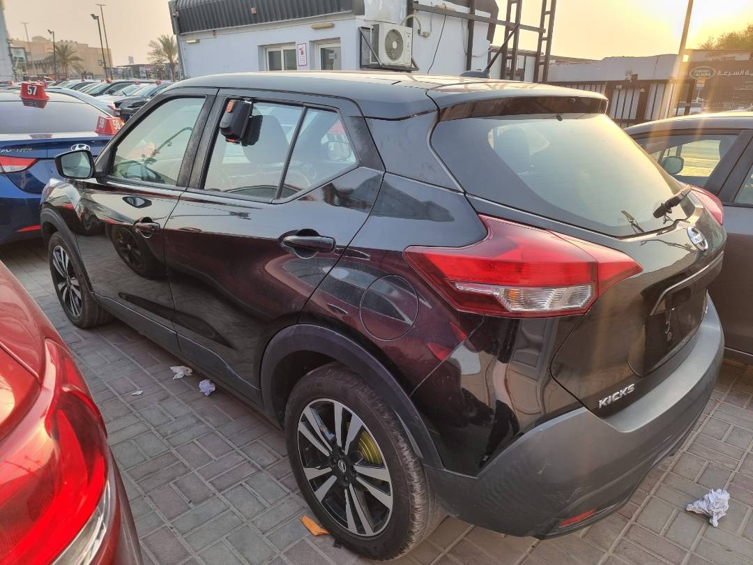 2019 NISSAN KICKS — 89226 KM — Lot 215698 — Ind. 12 - Marhaba Auctions Used Cars - Image 4