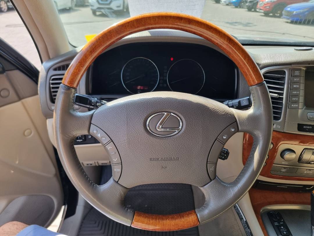 2005 LEXUS LX 470 — 175318 Miles — Lot 125487 — Ind. 12 - Marhaba Auctions Used Cars - Image 9
