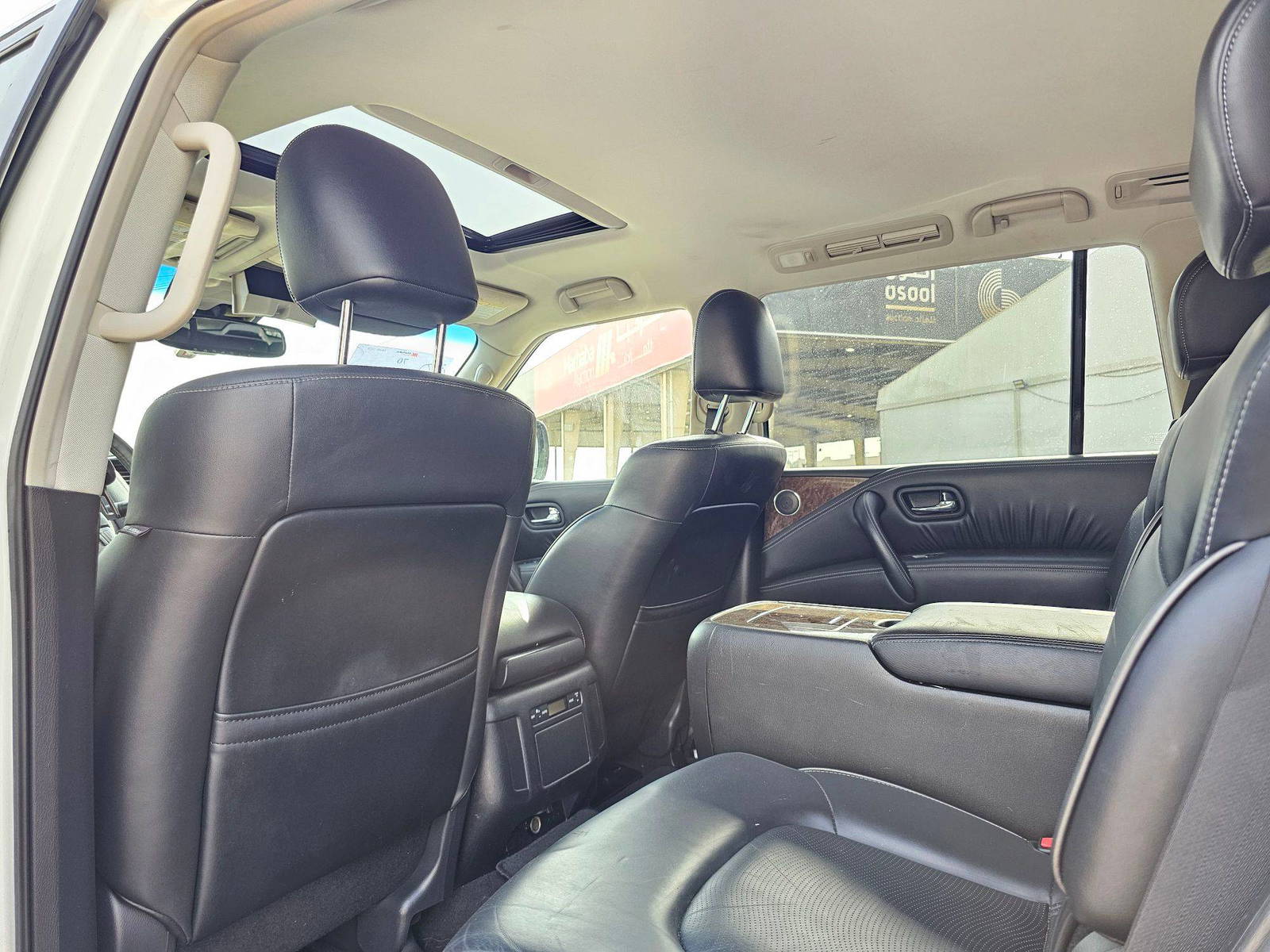 2017 INFINITI QX80 — 173374 Miles — Lot 910920 — Main - Marhaba Auctions Used Cars - Image 6