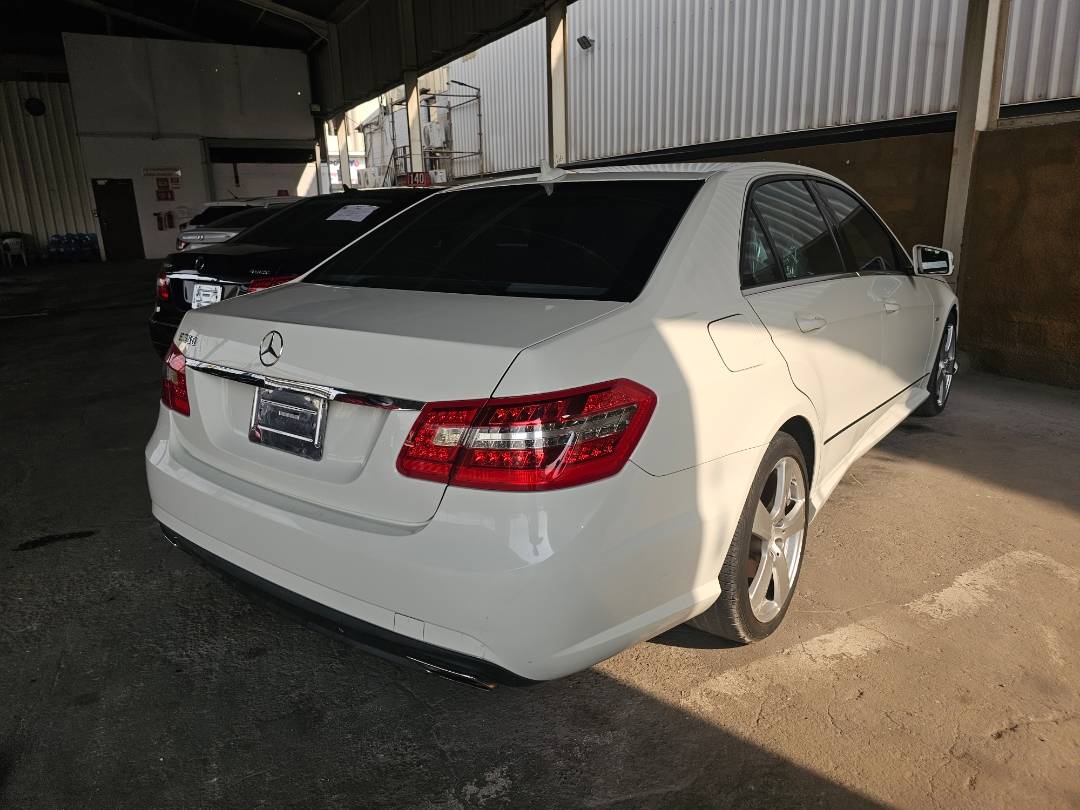 2012 MERCEDES BENZ E 350 — 121945 Miles — Lot CA587963 — Main - Marhaba Auctions Used Cars - Image 3
