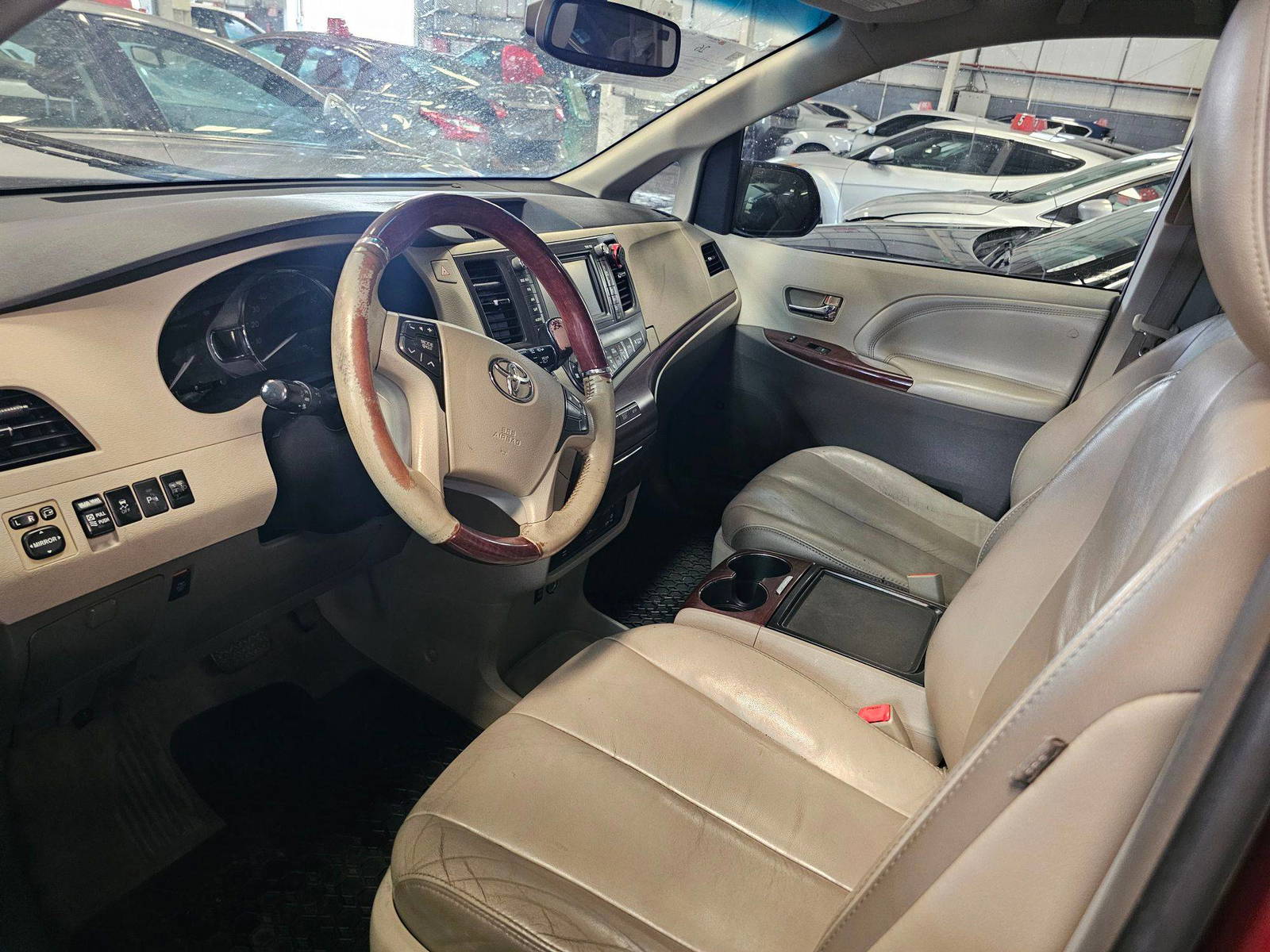 TOYOTA SIENNA 2012 - Marhaba Auction Used Cars - Image 8