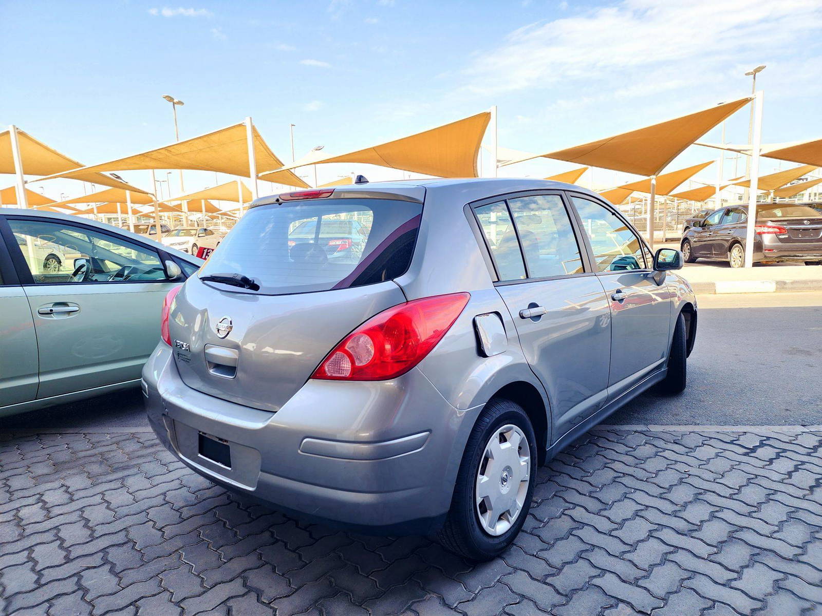2009 NISSAN VERSA — 195468 Miles — Lot 76105 — Souq - Marhaba Auctions Used Cars - Image 4