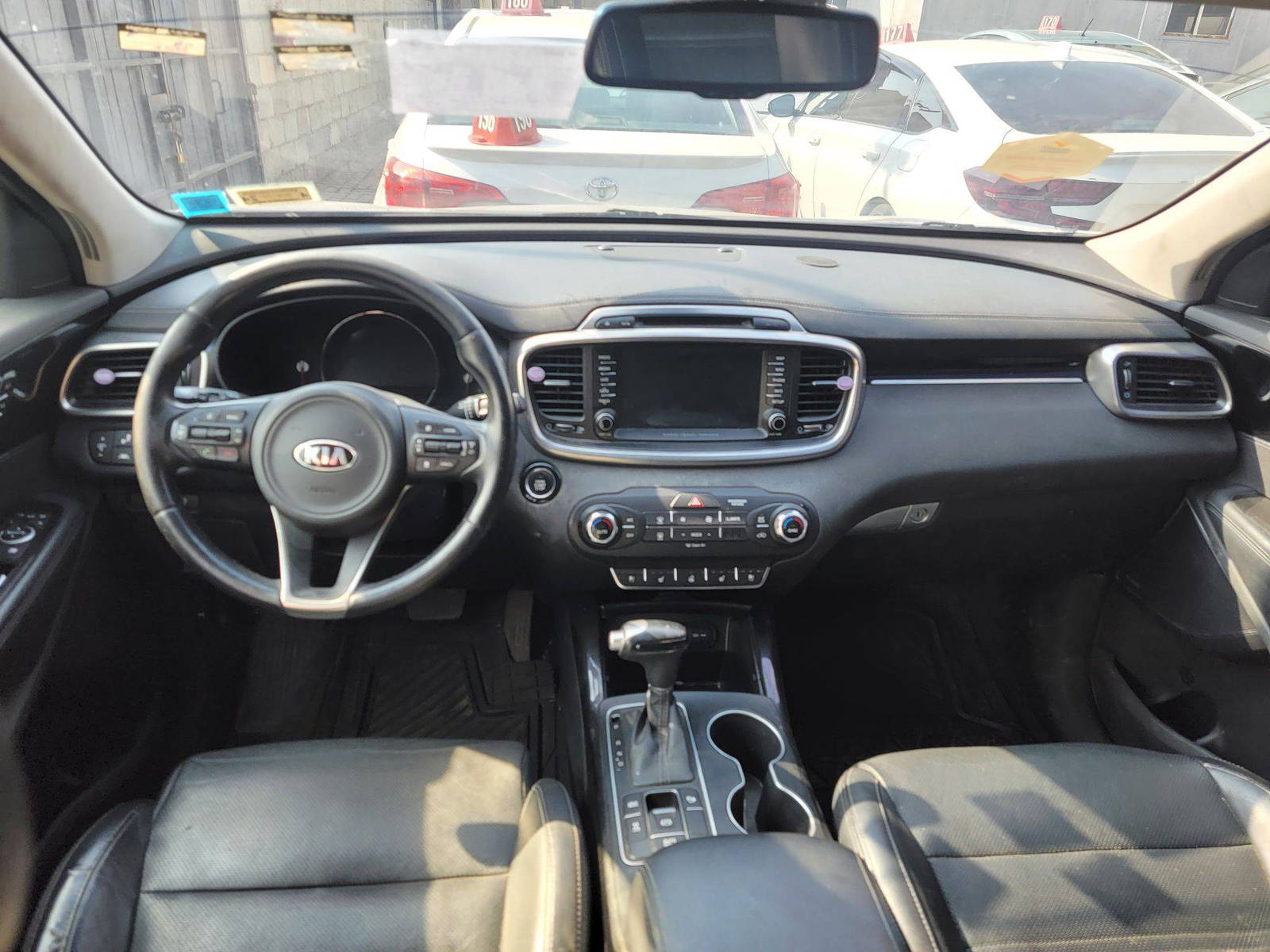 KIA SORENTO 2017 - Marhaba Auction Used Cars - Image 8