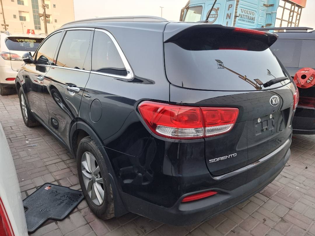 2017 KIA SORENTO — 102470 Miles — Lot 1205487 — Ind. 12 - Marhaba Auctions Used Cars - Image 3