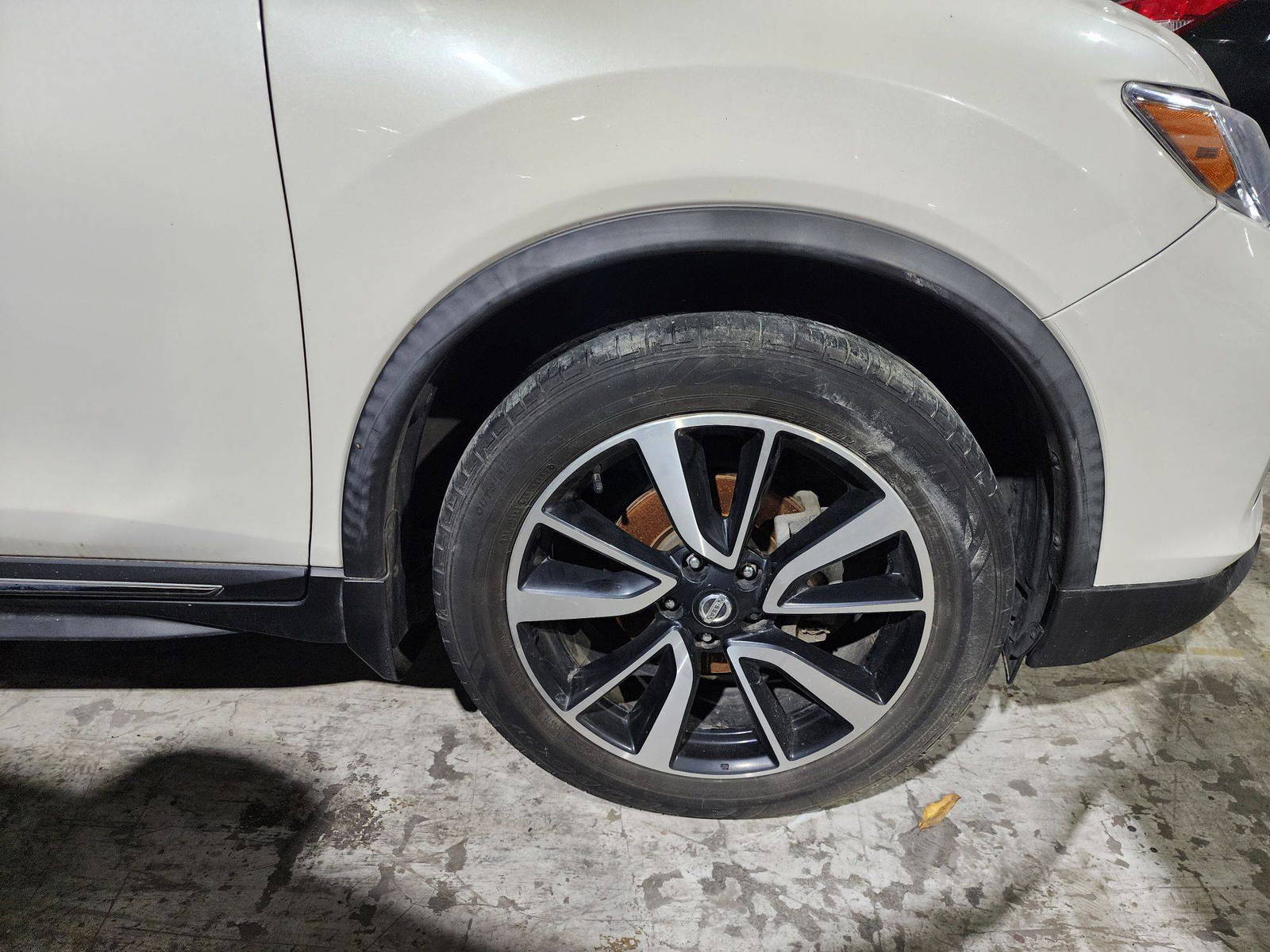 2018 NISSAN ROGUE — 108469 Miles — Lot 52273264 — Al Quoz - Marhaba Auctions Used Cars - Image 12