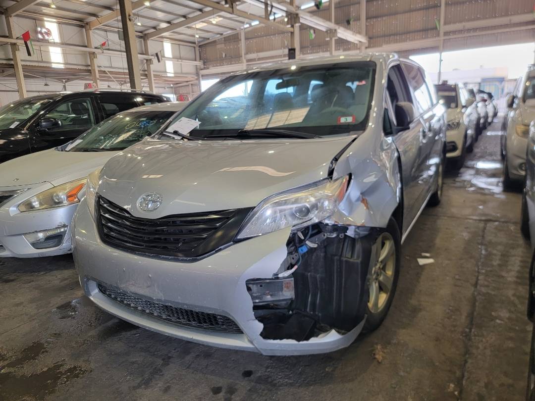 2014 TOYOTA SIENNA — 218798 Miles — Lot 504064 — Main - Marhaba Auctions Used Cars - Image 5