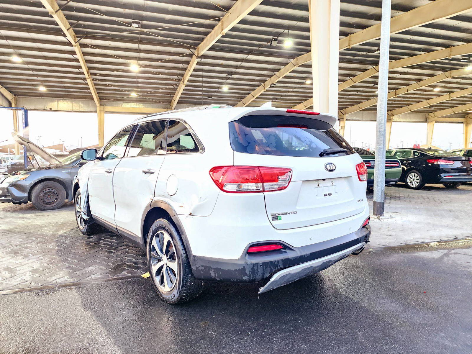 2017 KIA SORENTO — 128616 Miles — Lot 36567 — Souq - Marhaba Auctions Used Cars - Image 3