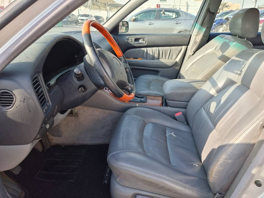 1999 LEXUS LS 400 — 166456 Miles — Lot 1325487 — Ind. 12 - Marhaba Auctions Used Cars - Image 7