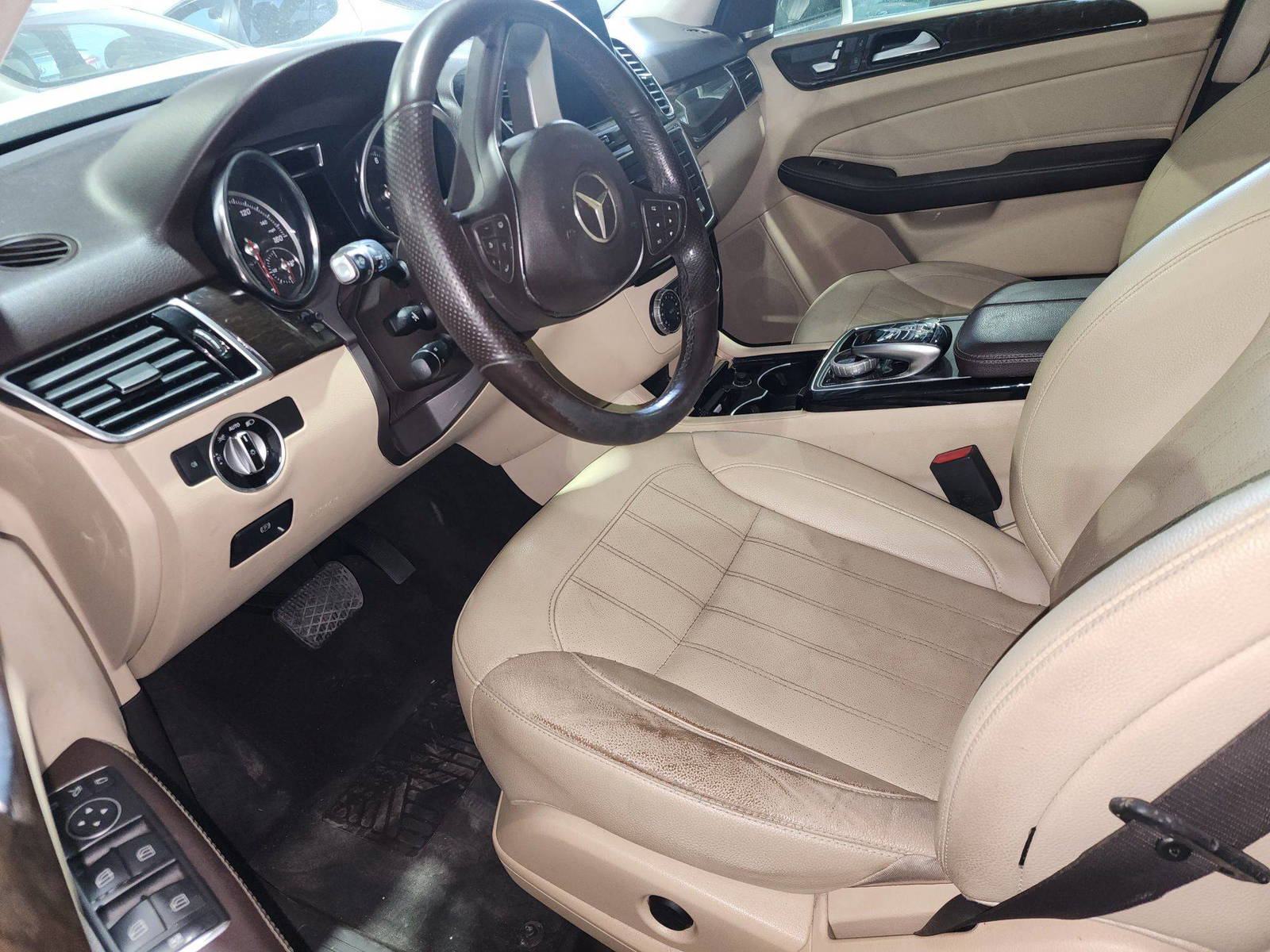 MERCEDES BENZ GLE 350 2018 - Marhaba Auction Used Cars - Image 9