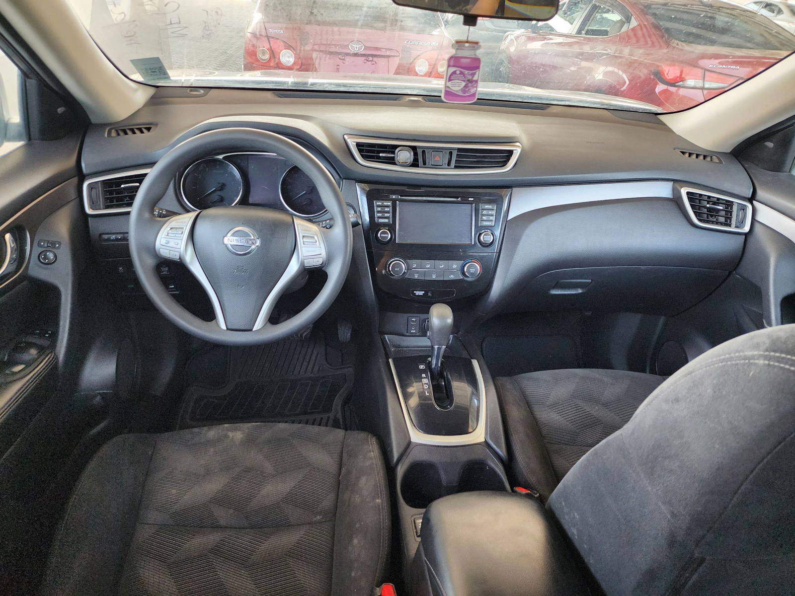 2015 NISSAN ROGUE — 222375 KM — Lot 94694 — Souq - Marhaba Auctions Used Cars - Image 7