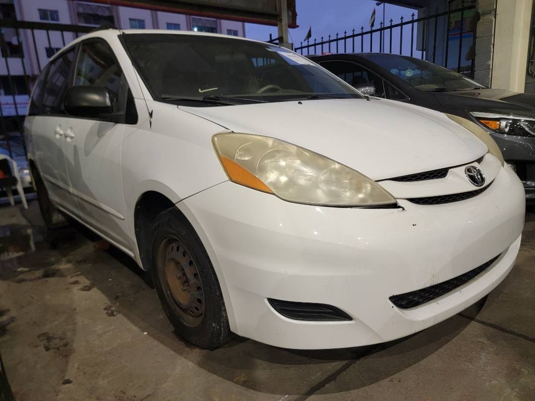 2008 TOYOTA SIENNA — 185267 Miles — Lot 38038575 - Marhaba Auctions Used Cars - Image 7