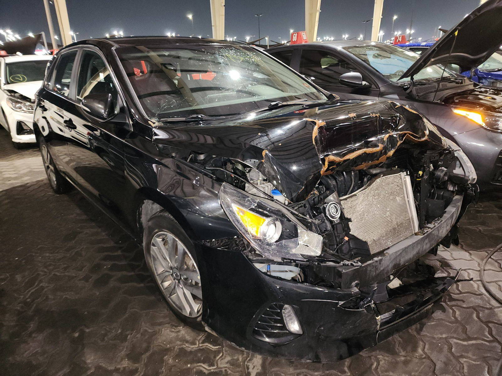 2018 HYUNDAI ELANTRA GT — 94473 KM — Lot 026982 - Marhaba Auctions Used Cars - Image 6