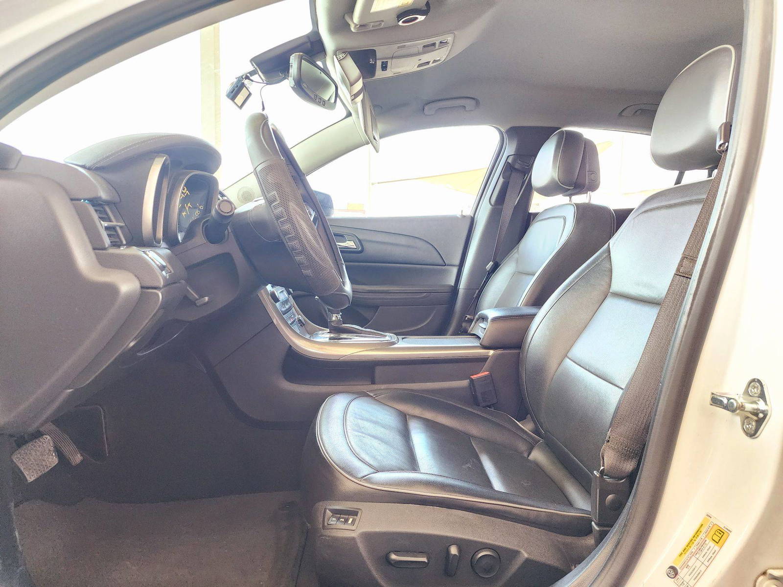 2012 CHEVROLET MALIBU — 155006 KM — Lot 013850 — Souq - Marhaba Auctions Used Cars - Image 8