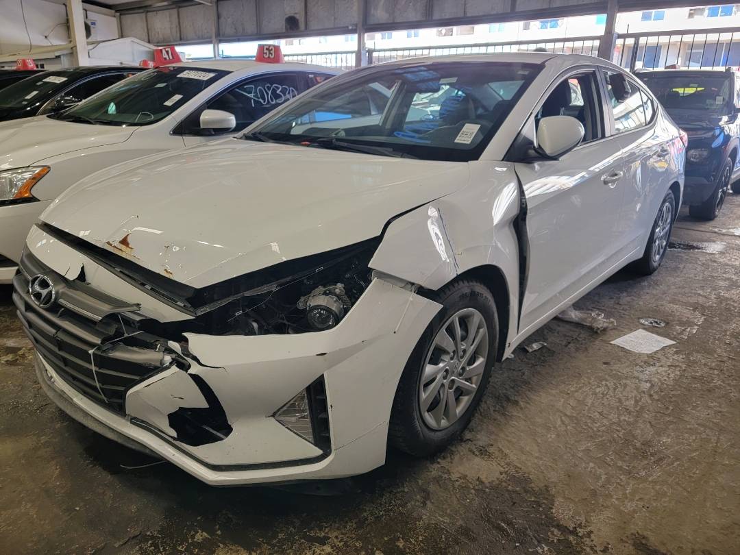 2019 HYUNDAI ELANTRA — 72550 KM — Lot 736711 — Souq - Marhaba Auctions Used Cars - Image 5