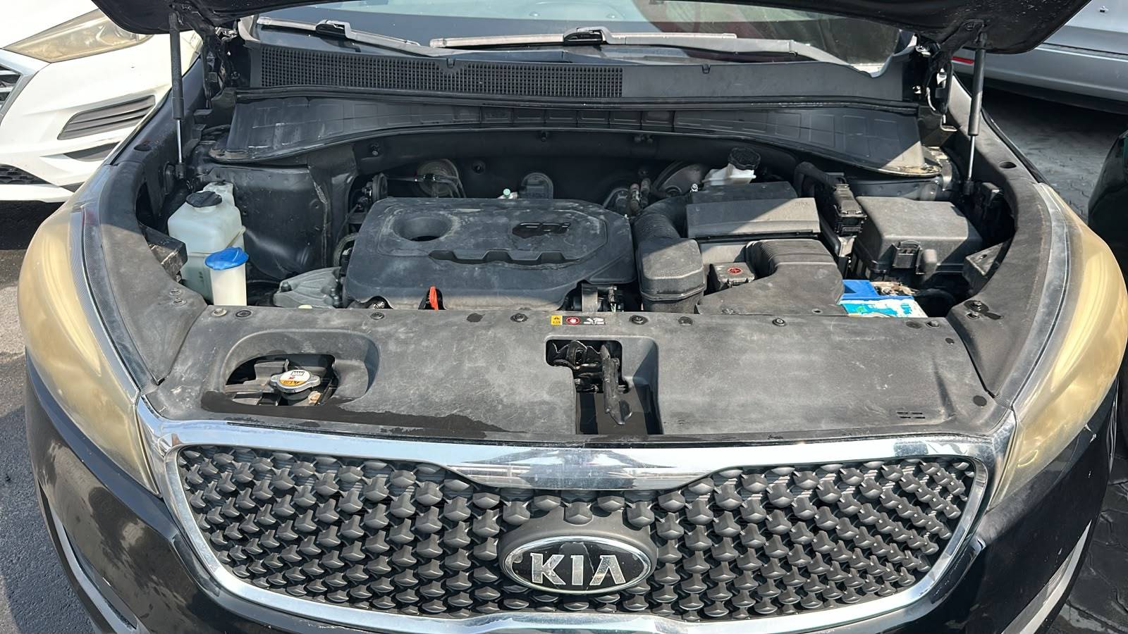 2016 KIA SORENTO — 150005 Miles — Lot 7GG066382 — Souq - Marhaba Auctions Used Cars - Image 10