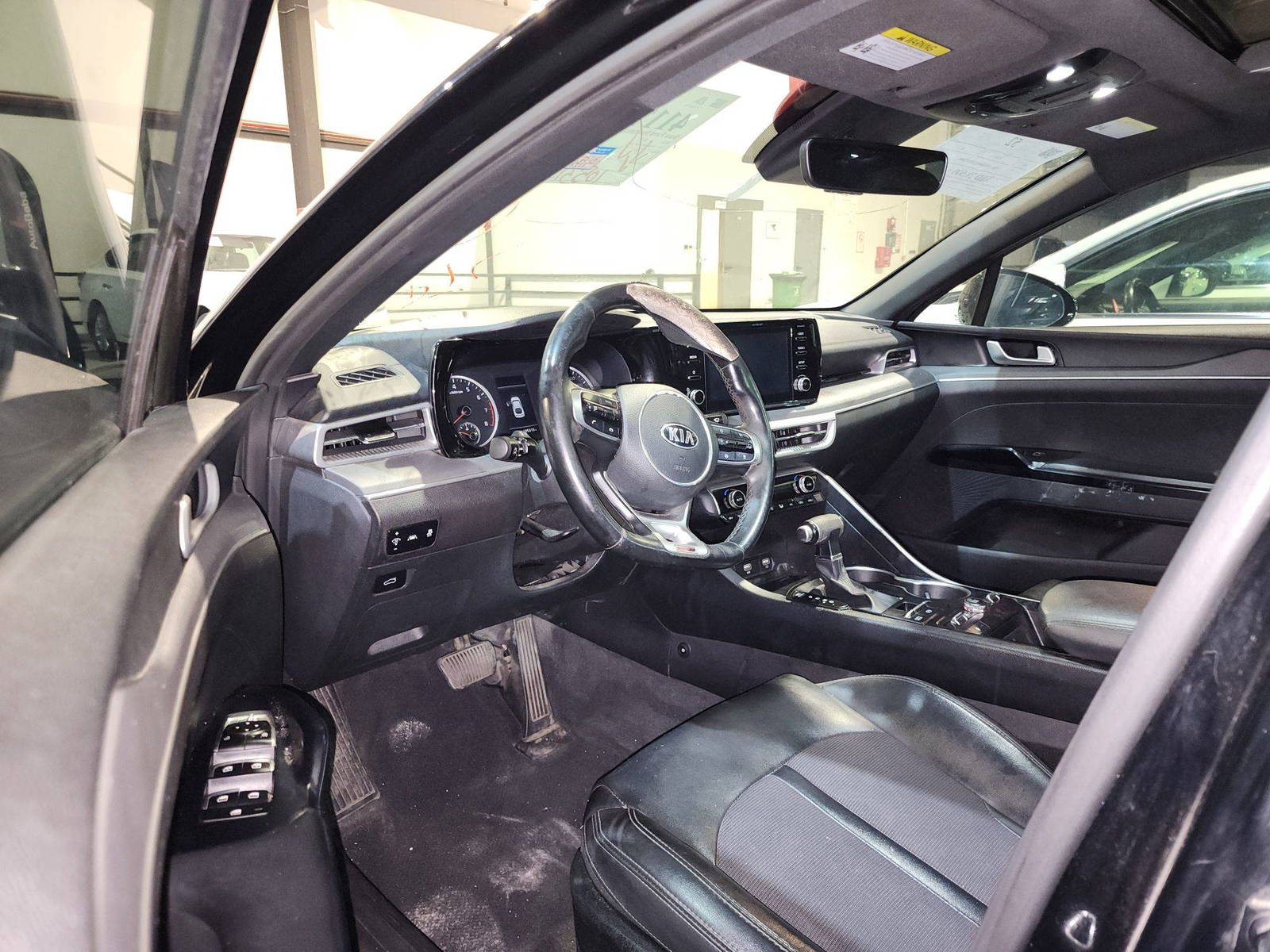 KIA K5 2021 - Marhaba Auction Used Cars - Image 9