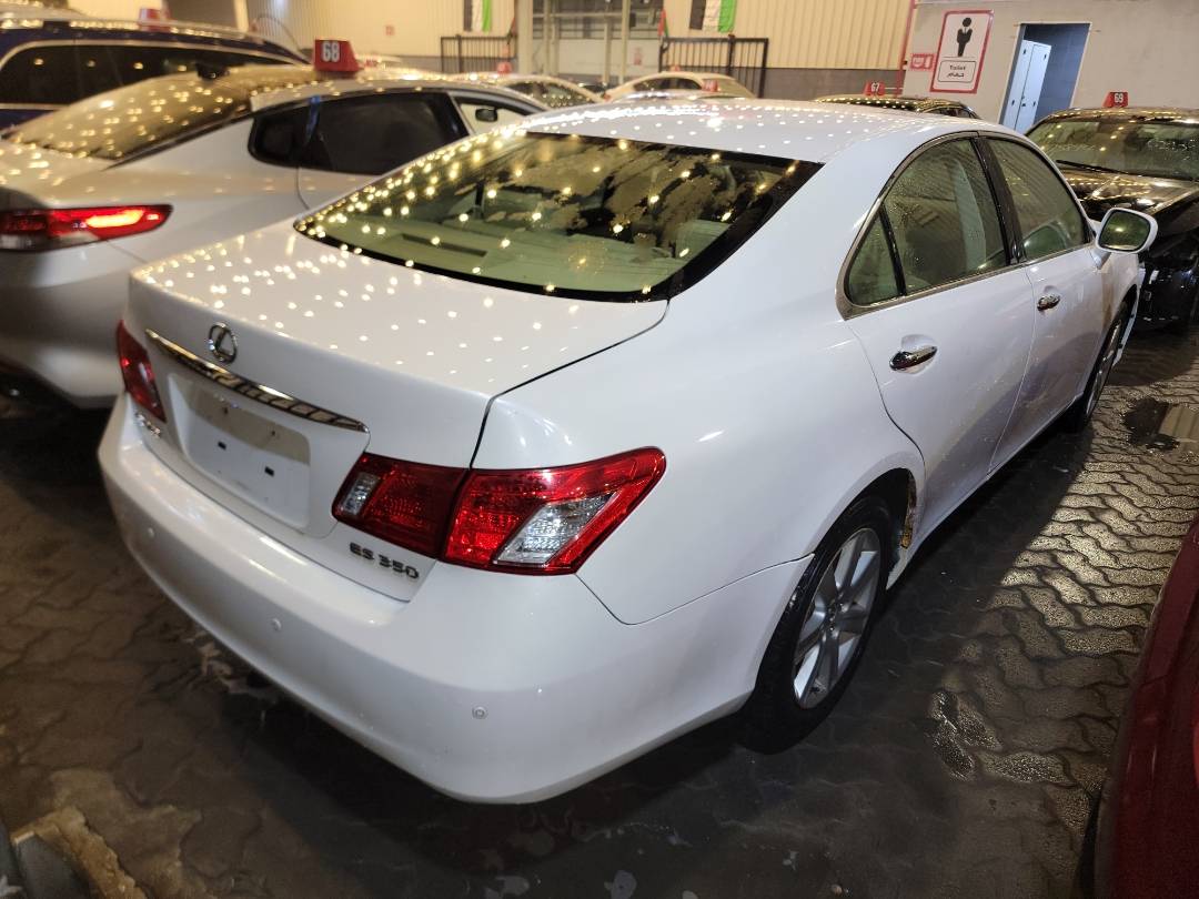 2007 LEXUS ES 350 — 120893 Miles — Lot 70651863 - Marhaba Auctions Used Cars - Image 4