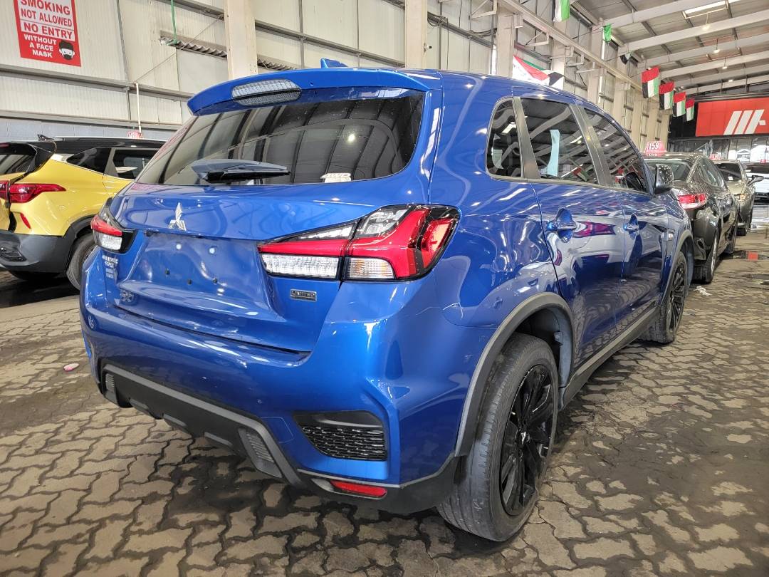 2023 MITSUBISHI OUTLANDER — 34898 Miles — Lot 79115924 — Al Surrah - Marhaba Auctions Used Cars - Image 3