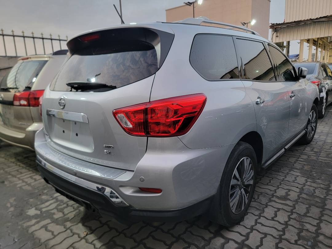 2017 NISSAN PATHFINDER — 70082 Miles — Lot 685274 - Marhaba Auctions Used Cars - Image 3