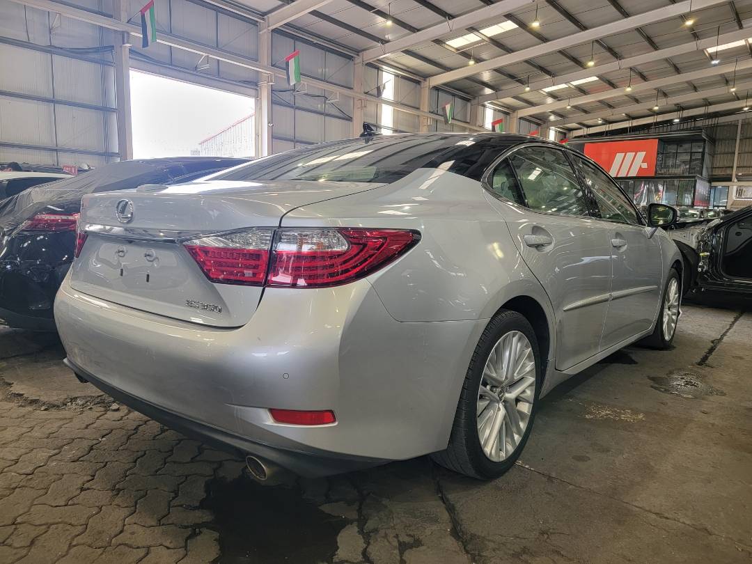 2013 LEXUS ES 350 — 166163 Miles — Lot 1D2058316 — Main - Marhaba Auctions Used Cars - Image 4