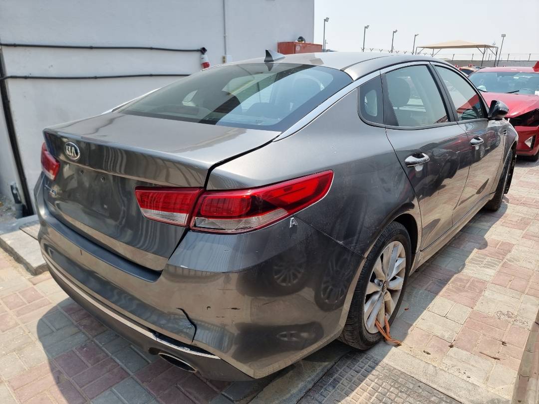 2017 KIA OPTIMA — 115699 Miles — Lot 2154874 — Ind. 12 - Marhaba Auctions Used Cars - Image 4