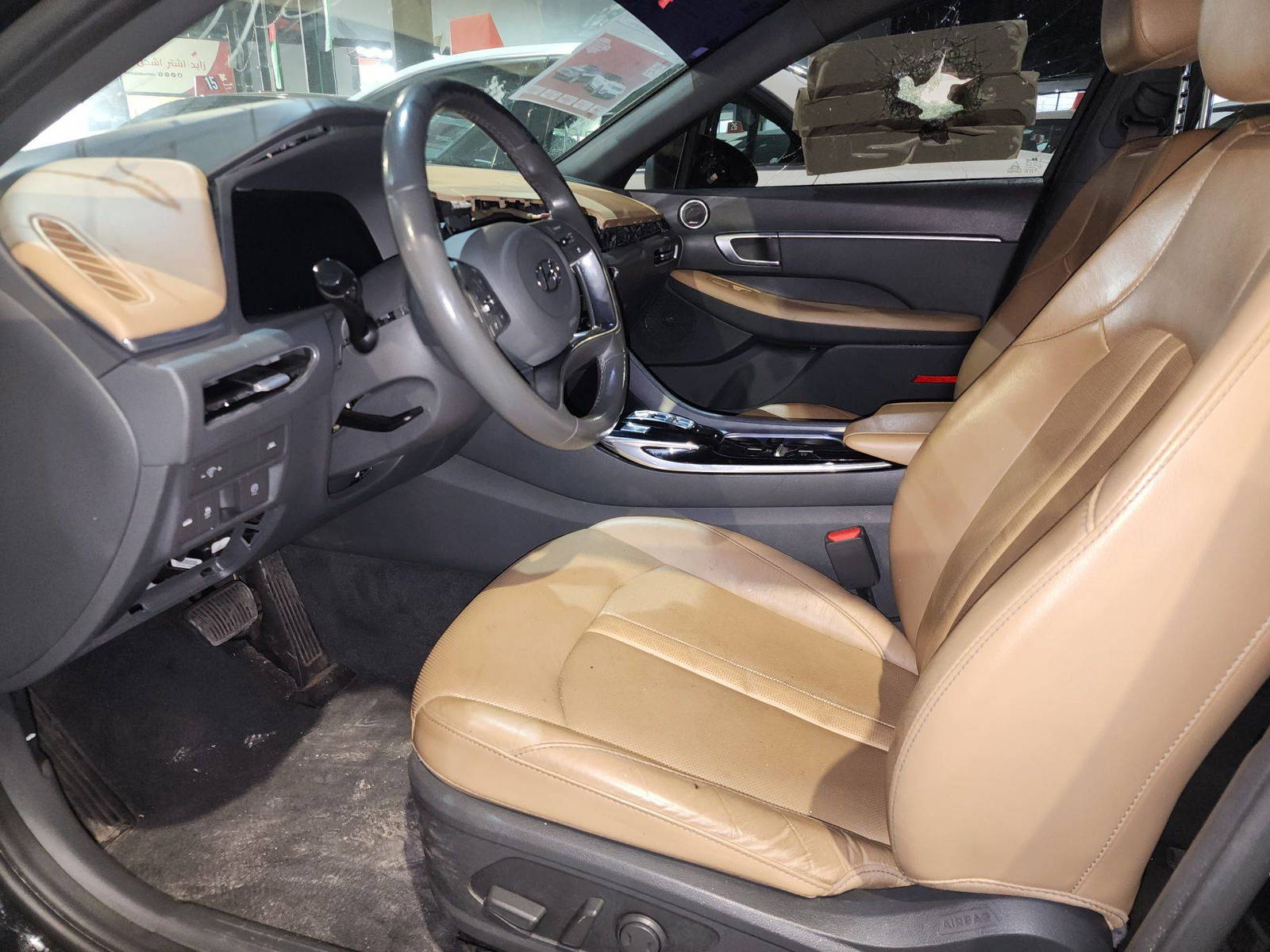2020 HYUNDAI SONATA — 76395 Miles — Lot H036692 — Al Quoz - Marhaba Auctions Used Cars - Image 9