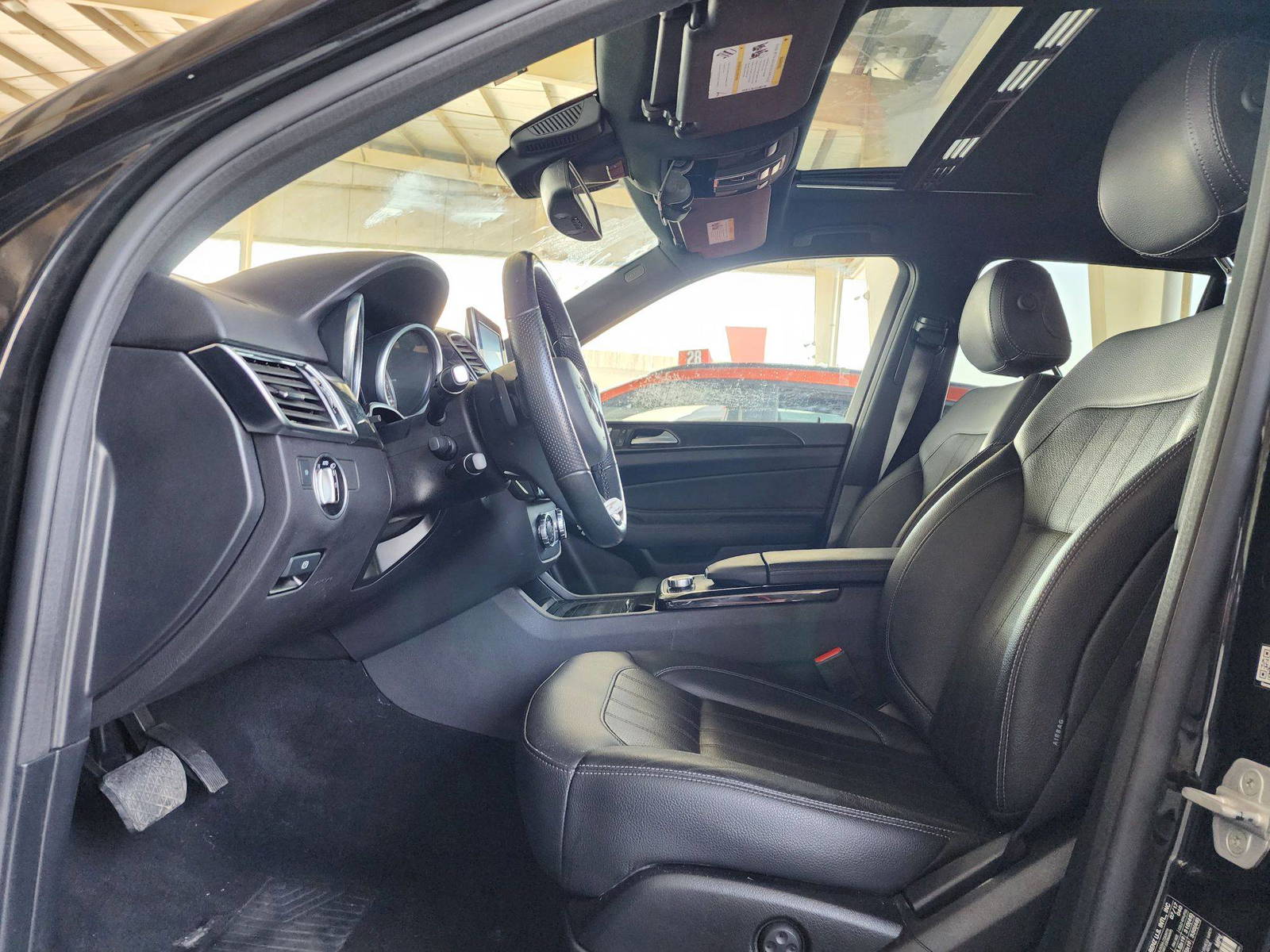 2018 MERCEDES BENZ GLE 350 — 46618 Miles — Lot 39828985 — Souq - Marhaba Auctions Used Cars - Image 9