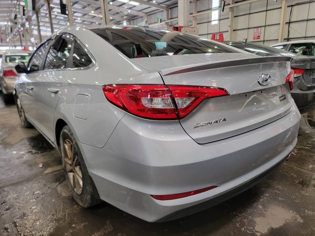 2015 HYUNDAI SONATA — 121342 Miles — Lot 38088658 - Marhaba Auctions Used Cars - Image 6