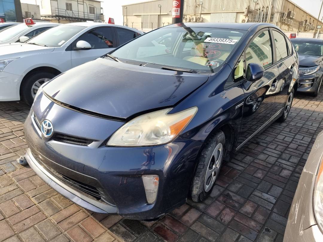 2013 TOYOTA PRIUS — 307294 Miles — Lot 215478 — Ind. 12 - Marhaba Auctions Used Cars - Image 3