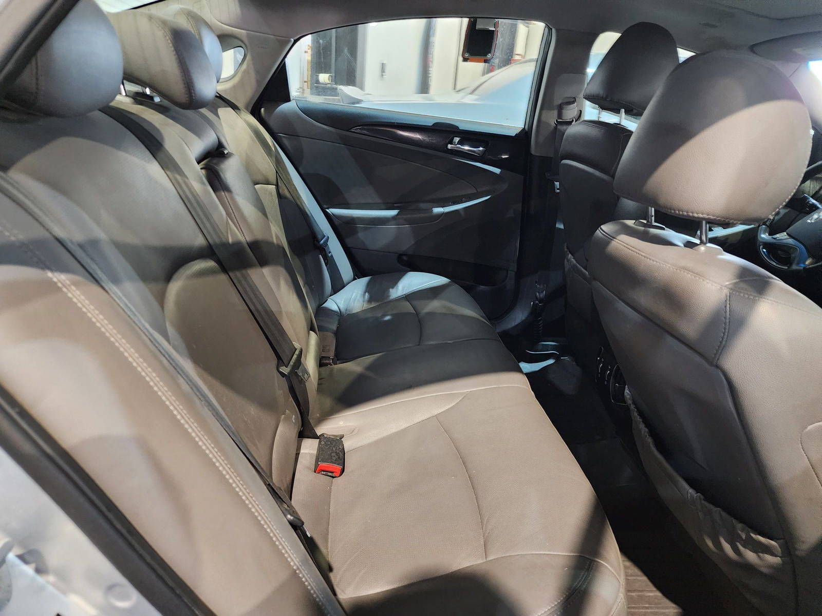 2012 HYUNDAI SONATA — 118194 Miles — Lot B8CH374917 — Main - Marhaba Auctions Used Cars - Image 6
