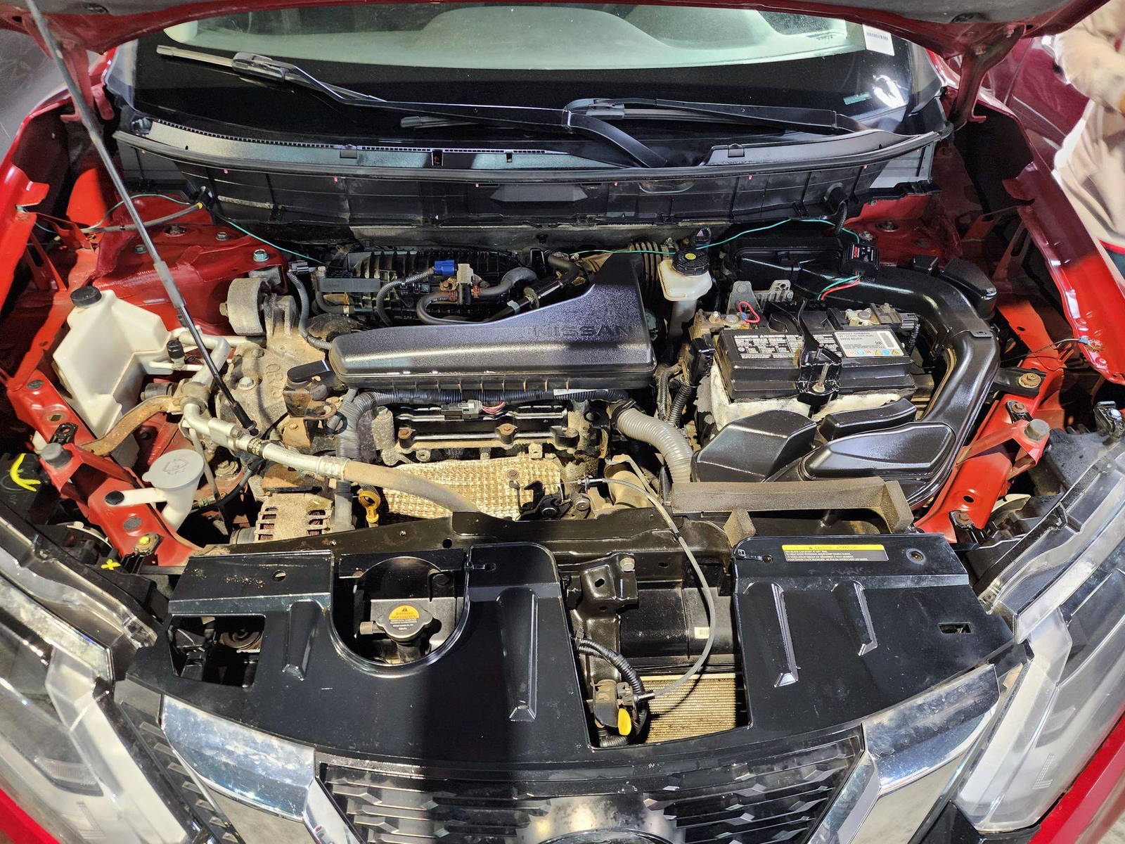 2019 NISSAN ROGUE — 198930 KM — Lot 12149427 — Souq - Marhaba Auctions Used Cars - Image 10
