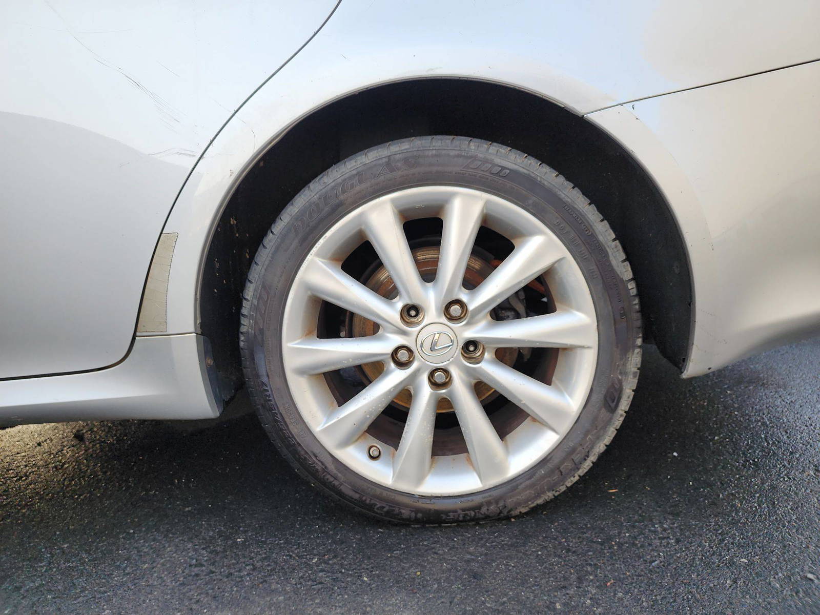 2010 LEXUS IS 250 — 256412 Miles — Lot 40614 — Souq - Marhaba Auctions Used Cars - Image 11