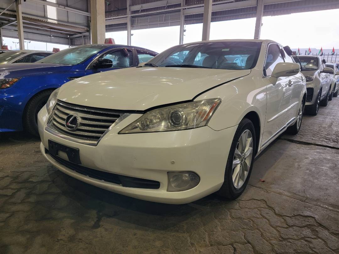 2011 LEXUS ES 350 — 202987 Miles — Lot 2426898 — Main - Marhaba Auctions Used Cars - Image 5